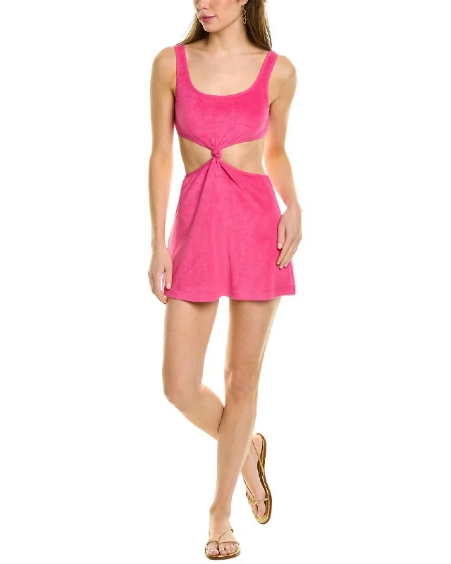 Modern Women's Outfit Quality Driven Apparel The Bailey Mini Dress In Strawberry