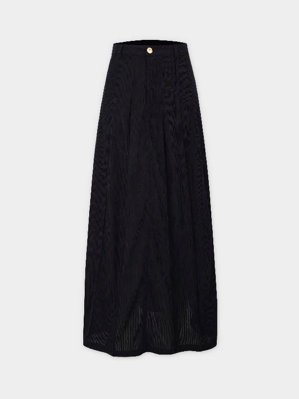 Women's Classic Outfit Limited - Time Bundle Corduroy Skirt-Black