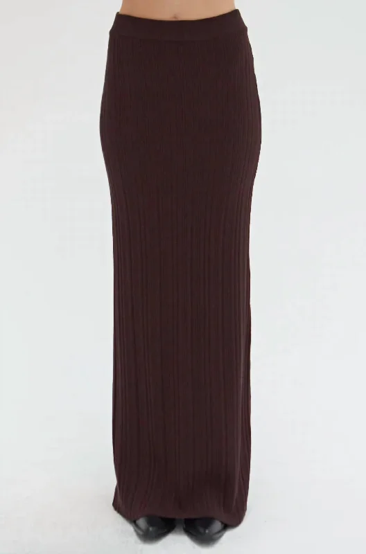 Affordable Women's Garments Big Savings Ribbed Knit Max Skirt In Chocolate