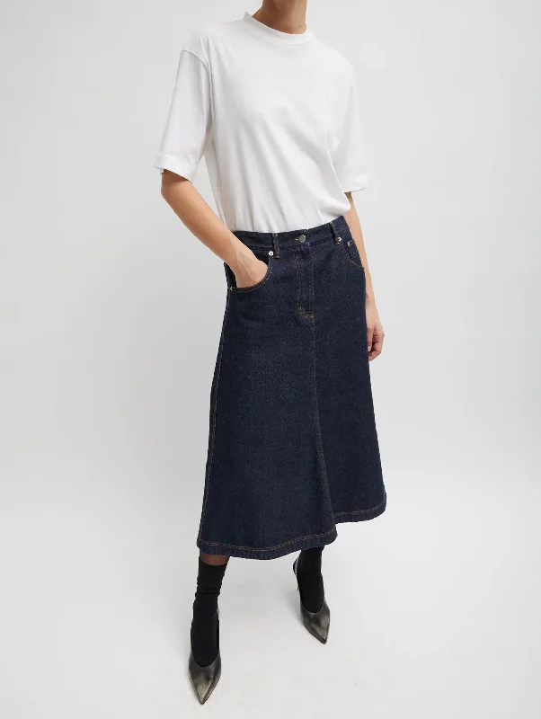 Women's Travel Outfit Set Summer Splash Sale A-Line Midi Skirt in Indigo Denim