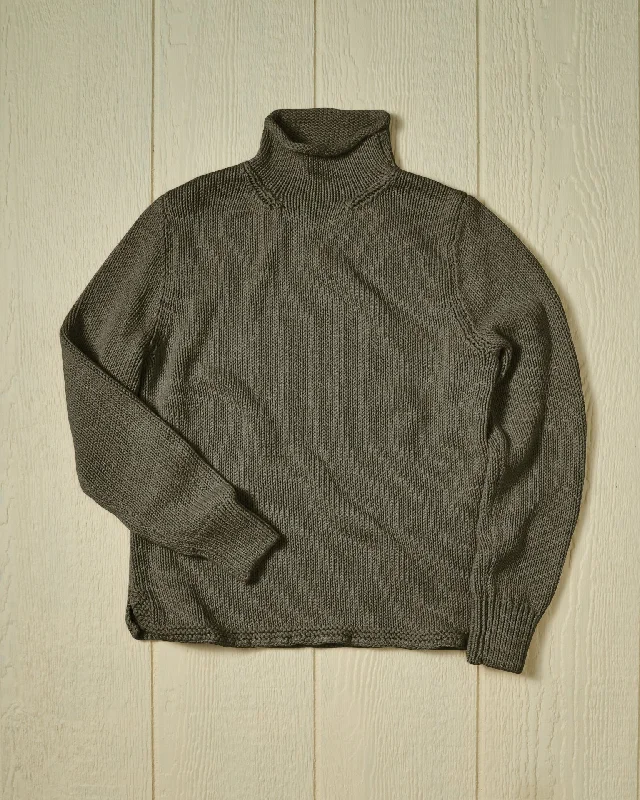 Women's Holiday Attire Winter Warm - Up Sale Women's Fisherman's Sweater in Olive