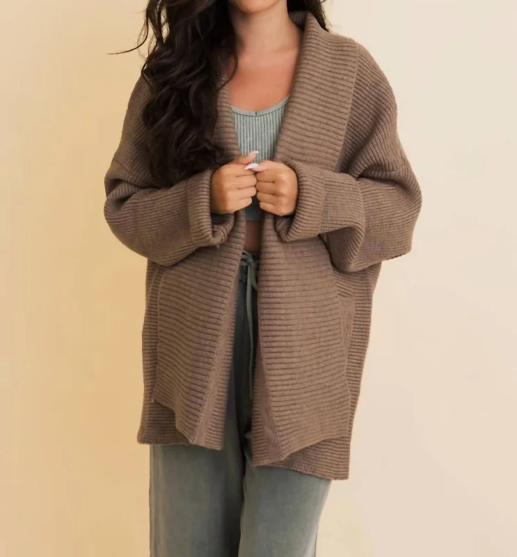 Women's Seasonal Attire Athleisure Wear Promotion Ribbed Oversized Knit Cardigan In Mocha