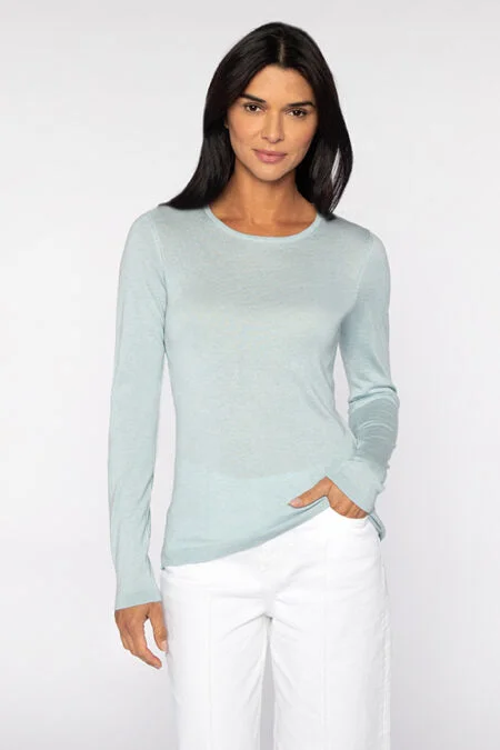 Women's Everyday Attire Lighten Up With Nordic Styles Kinross Cashmere Fitted Crew