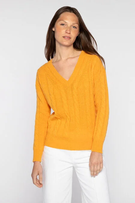 Comfortable Garments For Women Best-Sellers Kinross Cashmere Fashioned Cable Vee